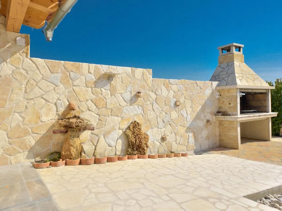 Holiday Home Frane By Interhome Lisane Tinjske 0*,