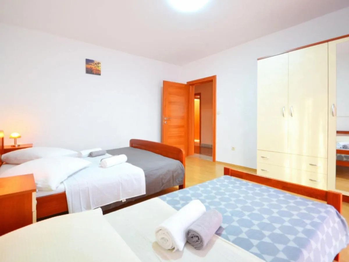 Holiday Home Frane By Interhome Lisane Tinjske 0*,